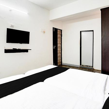 Super Hotel O Deluxe United Corporate Home Navi Mumbai Esterno foto