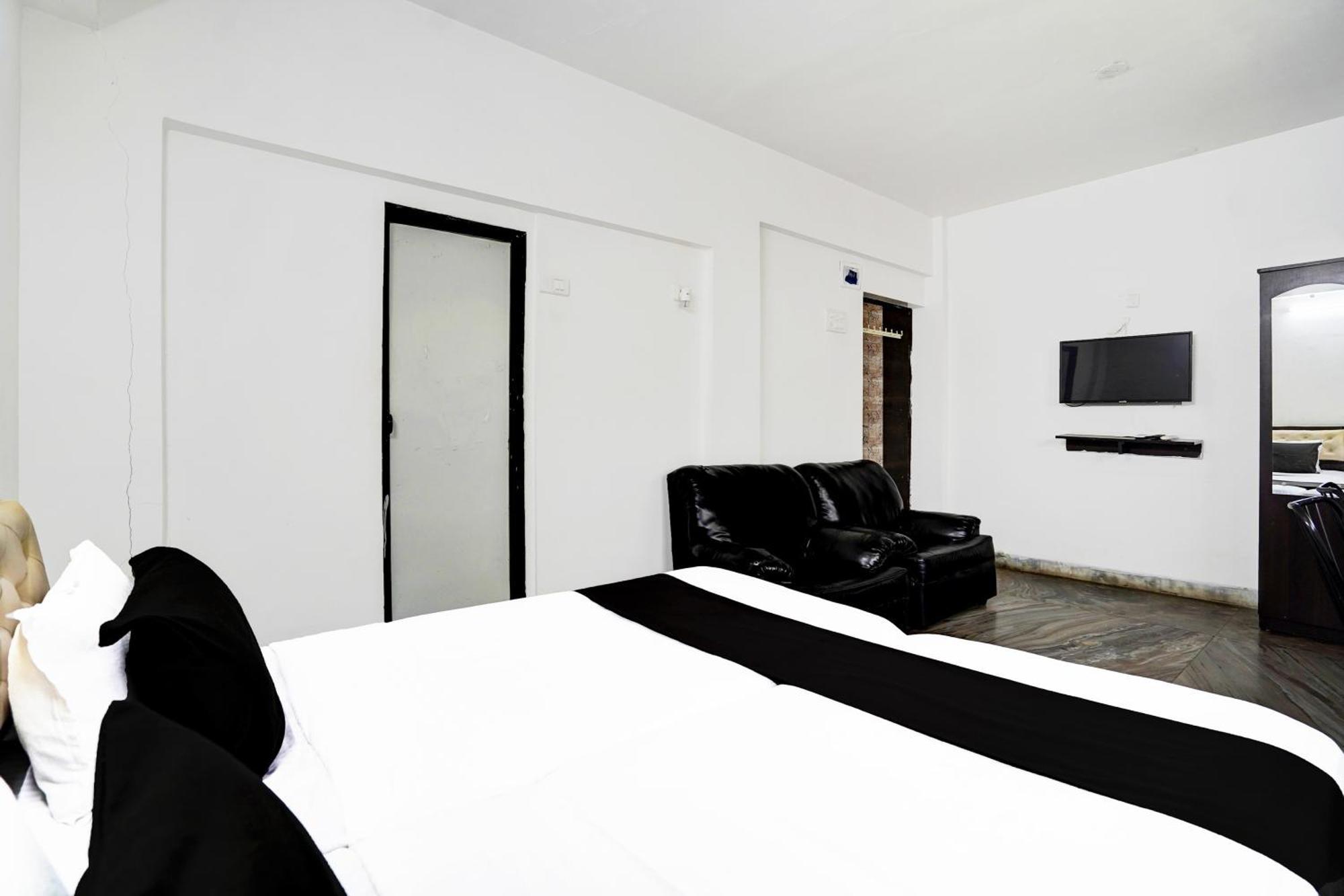Super Hotel O Deluxe United Corporate Home Navi Mumbai Esterno foto