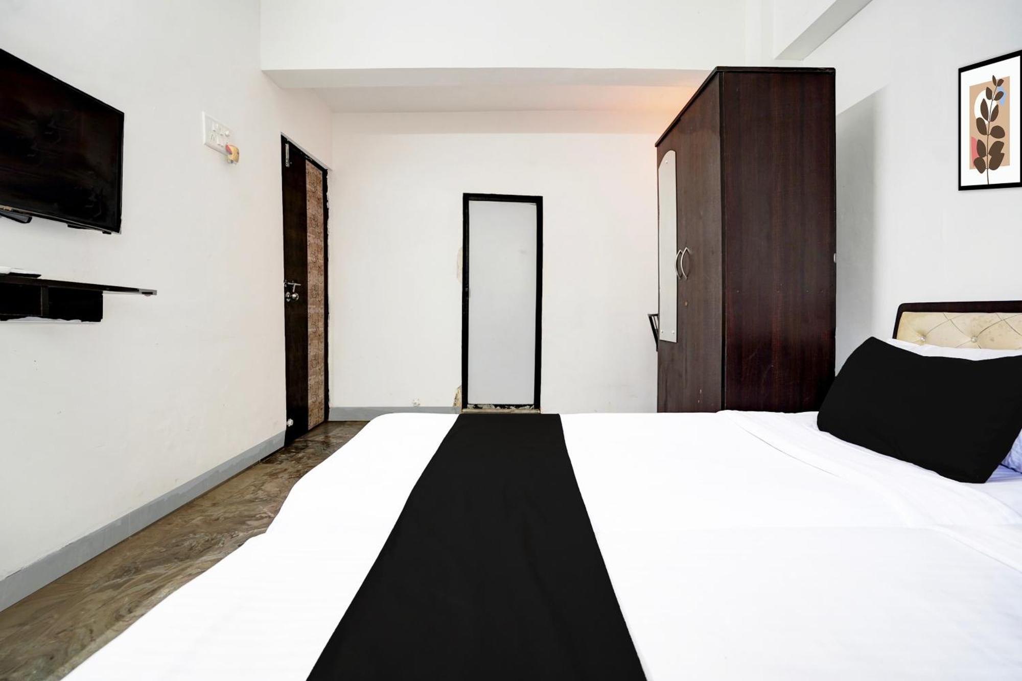 Super Hotel O Deluxe United Corporate Home Navi Mumbai Esterno foto