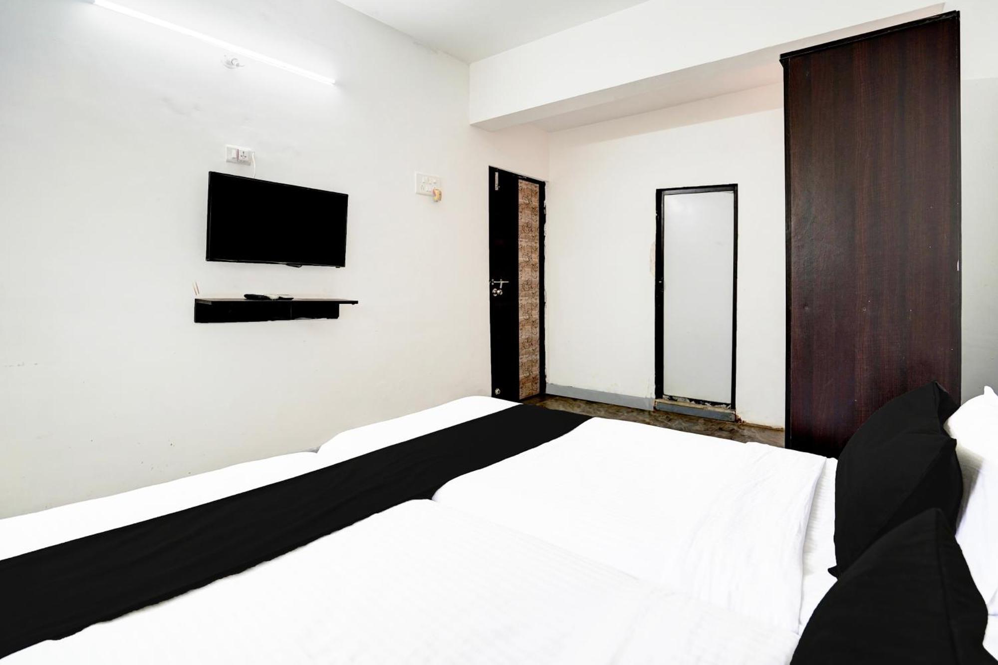 Super Hotel O Deluxe United Corporate Home Navi Mumbai Esterno foto
